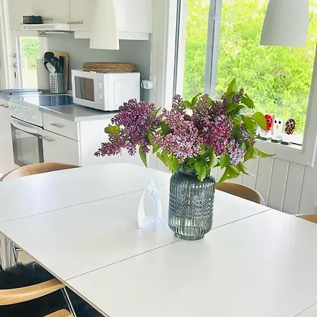 Prázdninový dům Family With Jacuzzi And Fireplace Hejls