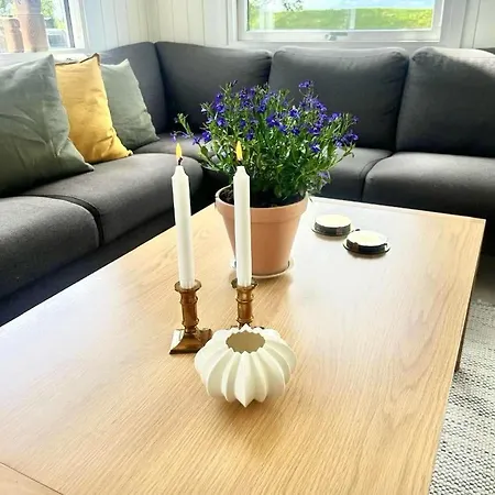 Family With Jacuzzi And Fireplace Hejls