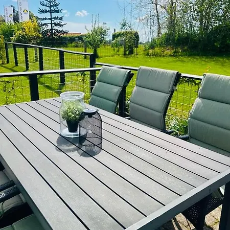 Family With Jacuzzi And Fireplace Vakantiehuis *