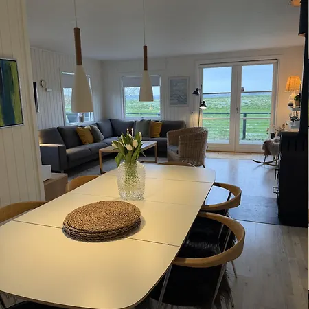 Family With Jacuzzi And Fireplace Hejls