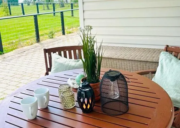 Family With Jacuzzi And Fireplace * Hejls