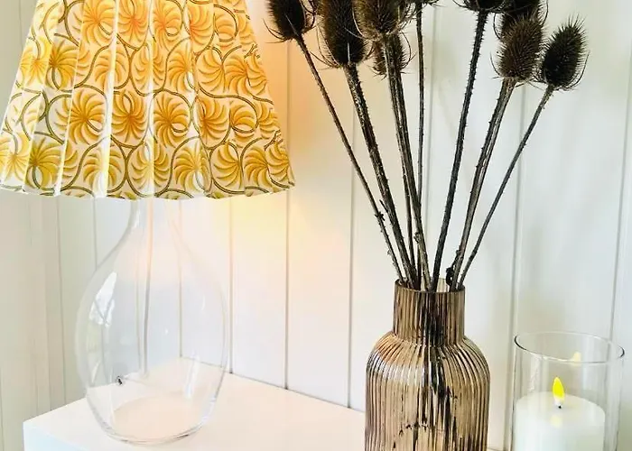 Family With Jacuzzi And Fireplace