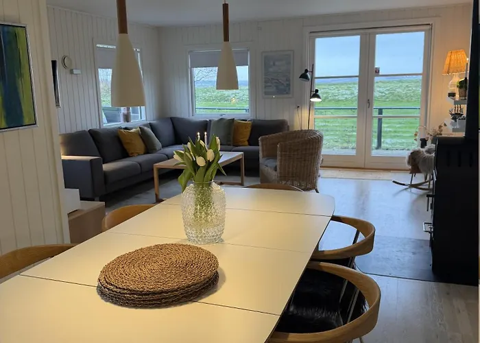 Family With Jacuzzi And Fireplace Hejls